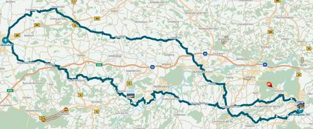 Kartenausschnitt mit markierter Route oder Begrenzungslinie, ohne Text oder weitere Beschriftungen.